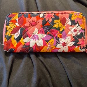 Vera Bradley Bifold wallet Rosa floral